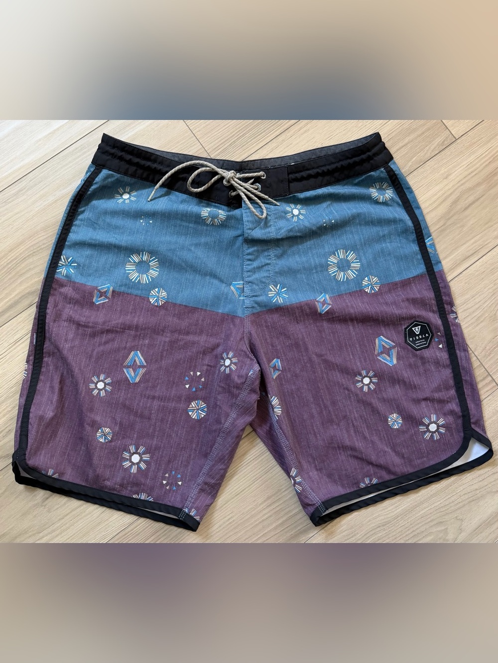 Vissla Men's Blue & Purple Patterned Floral Upcycle Stretch Board Shorts 34